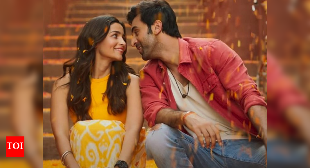 Netizens boycott Brahmastra as Ranbir eats beef