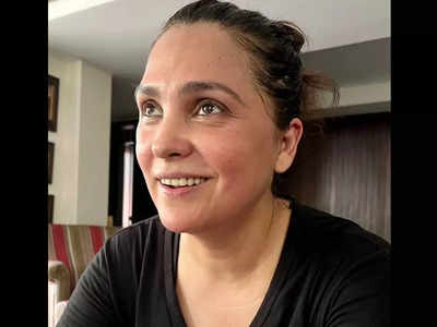 Lara Dutta shares a no-makeup picture; says, 'None of us wake up looking glamorous, it takes a small village to get us there'