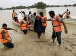 Pakistan flooding deaths pass 1,000 in 'climate catastrophe'