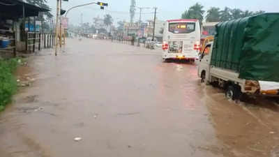 Heavy rain disrupts normal life in Old Mysuru; holiday declared for ...