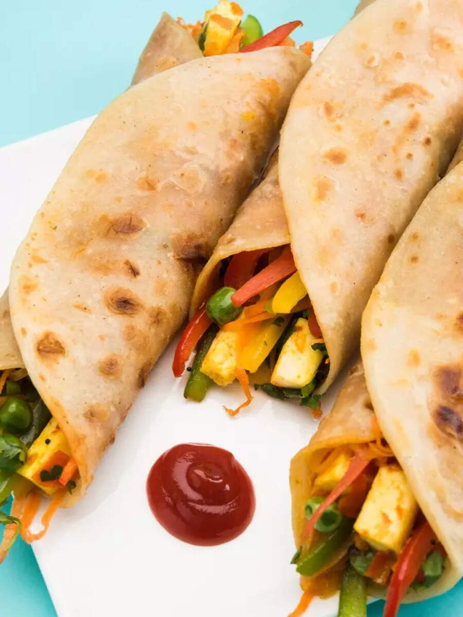 How to make Healthy Paneer Wrap under 250 calories Times of India