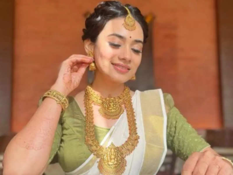 Dimple Biscuitwala looks graceful in THIS South Indian attire, see pic!