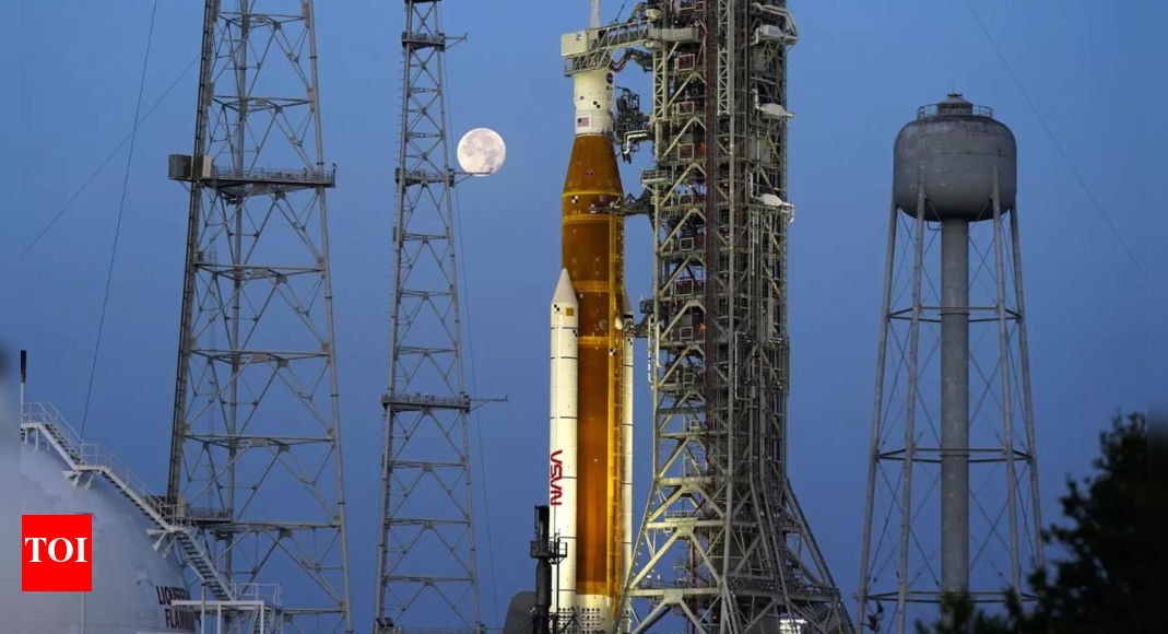 Artemis I launch live: Nasa calls off launch