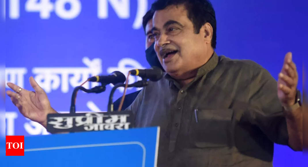 Will prefer to jump into a well rather than joining Congress: Nitin Gadkari | India News – Times of India