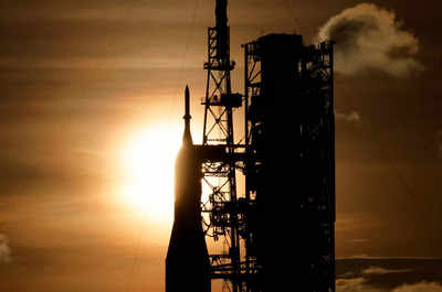 NASA scrubs launch of new moon rocket after engine problem