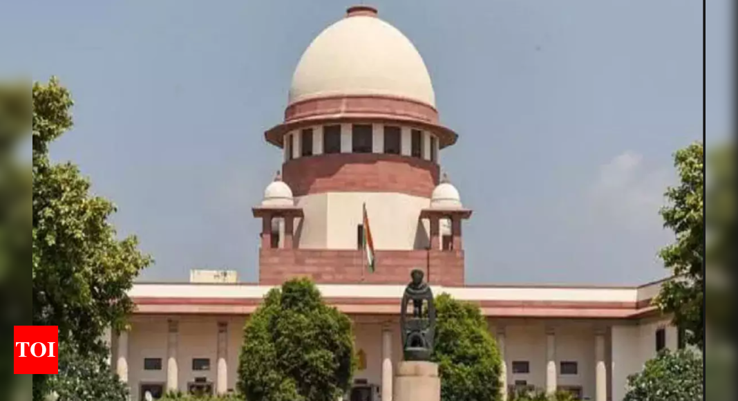 Supreme Court drops contempt case against Prashant Bhushan, Tarun Tejpal | India News – Times of India