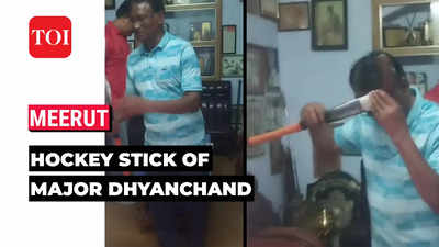 Dhyanchand’s wooden hockey stick taken to Jhansi from Meerut