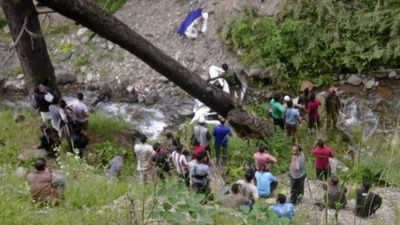 Eight dead as SUV falls into gorge in Jammu and Kashmir's Kishtwar