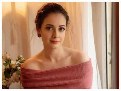 Did you know Dia Mirza took her stepfather’s surname before she participated in the Miss India pageant?