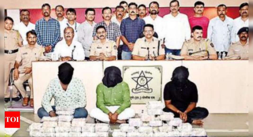 pune-3-held-3-detained-in-rs-3-6-crore-dacoity-case-rs-1-4-crore