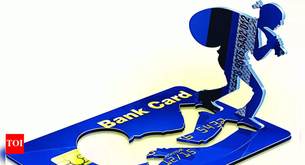 Pune 29yearold bank employee duped of Rs 50,000 in credit card