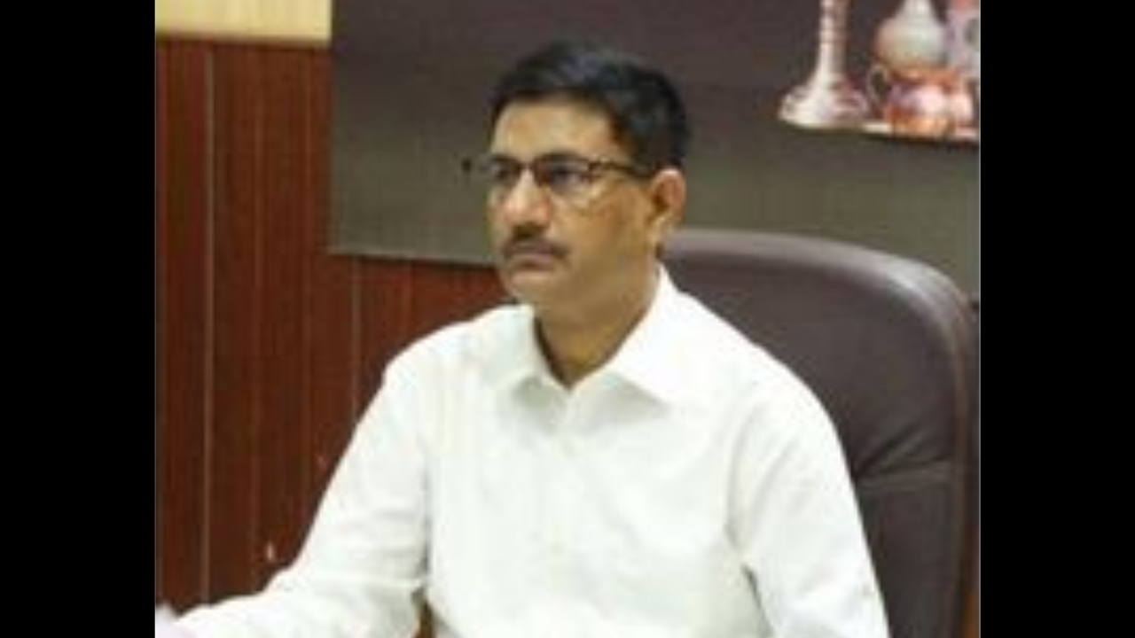 District magistrate Rakesh Kumar Singh imposes Section 144 in Ghaziabad till October 28