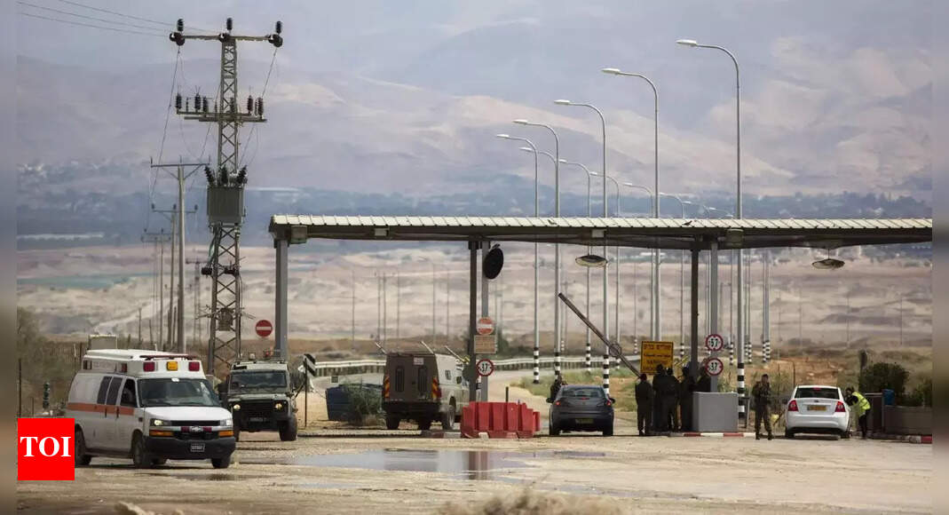 Two Palestinians killed in West Bank clashes: Palestinian ministry