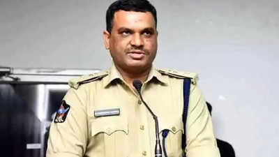 Andhra Pradesh: Anantapur II town police book case against SP after receiving complaint from dismissed constable