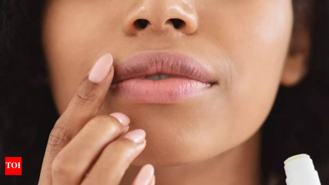 red-spots-on-lips-pregnancy-infoupdate