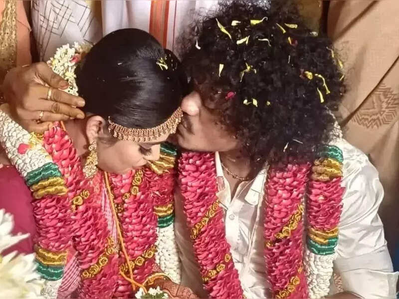 Popular actor Pugazh gets married to love of his life | Tamil Movie ...