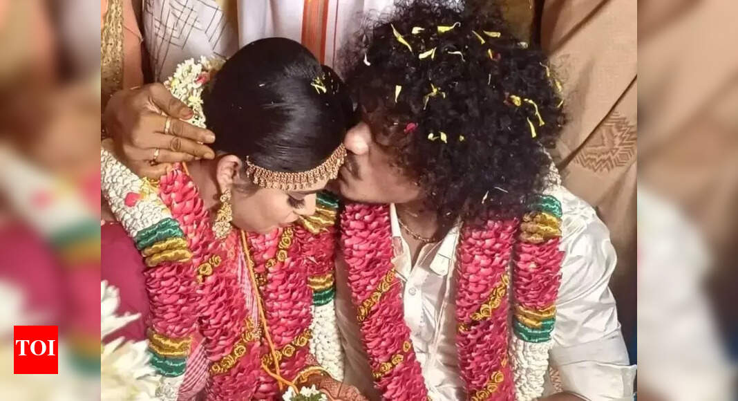 Pugazh: Popular actor Pugazh gets married to love of his life | Tamil ...