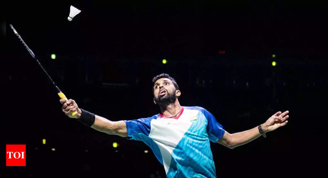 Japan Open: HS Prannoy loses in quarterfinals after valiant effort | Badminton News – Times of India