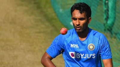 Warwickshire sign India all-rounder Jayant Yadav for rest of County ...