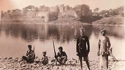 Madhya Pradesh: Royal family demands fort & land back in soon-to-be cheetah land, moves court