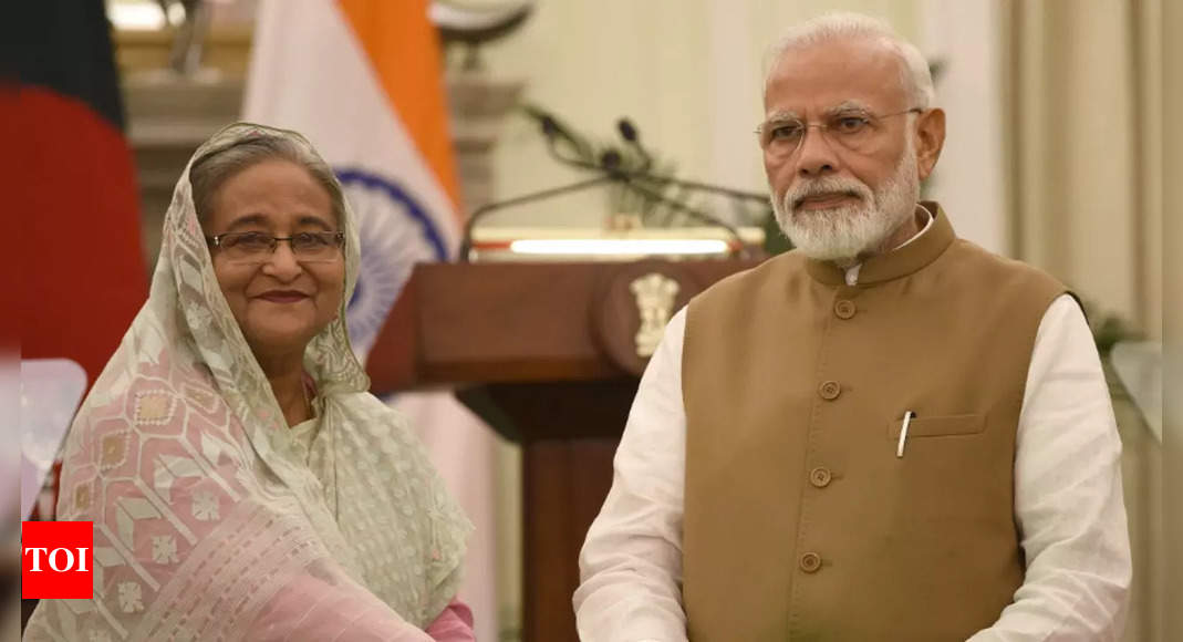 Sheikh Hasina lauds PM Modi for evacuating Bangladeshi students from Ukraine, calls India ‘tested friend’ – Times of India