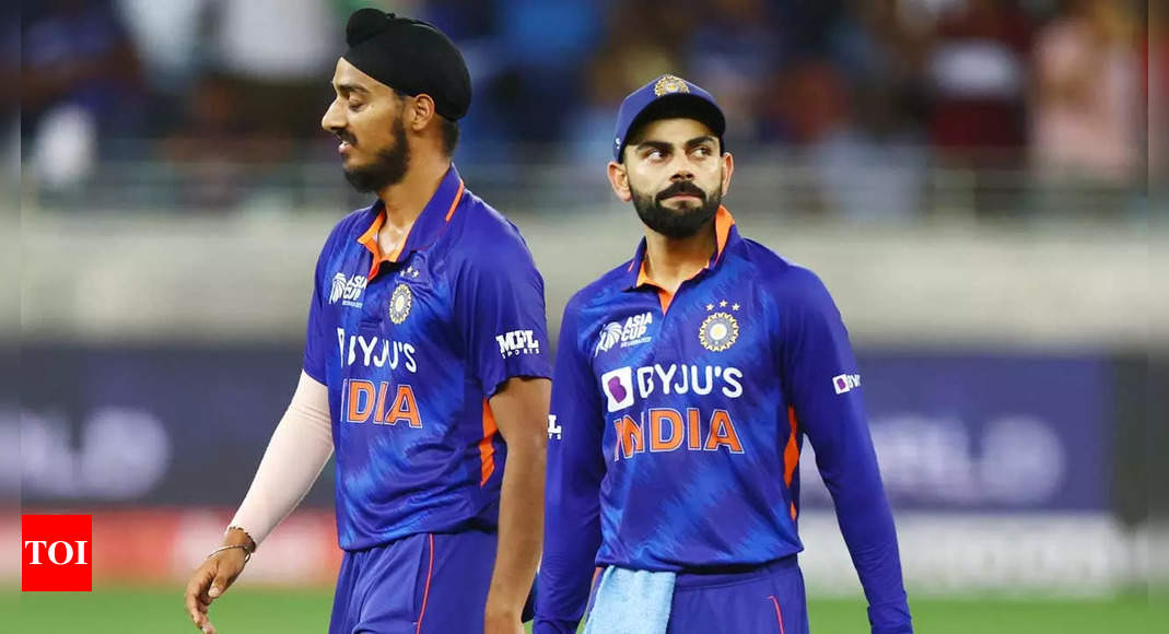 Asia Cup 2022, India vs Pakistan: “Anyone can make mistakes under pressure” – Virat Kohli backs Arshdeep Singh | Cricket News