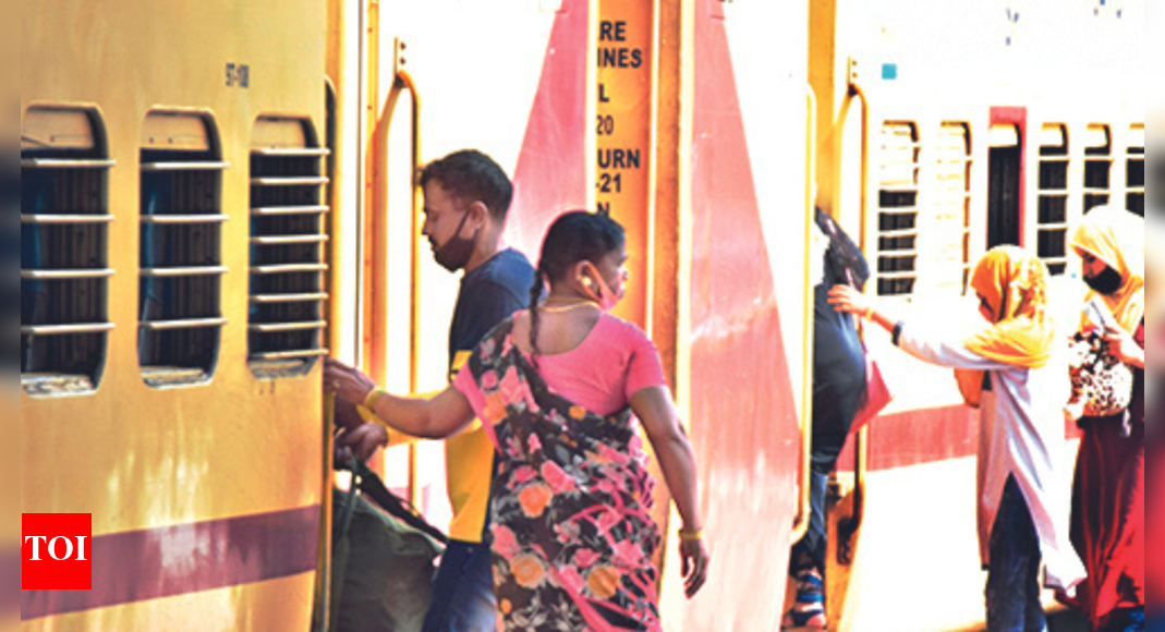 Chakradharpur 4 Longdistance Trains To Stop At 6 West S’bhum Stns