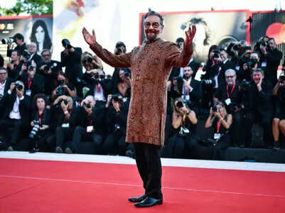 Kabir Bedi ruled the red carpet at Venice Film Festival