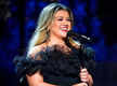 
Kelly Clarkson marks 20th anniversary of 'American Idol' win, shares emotional message
