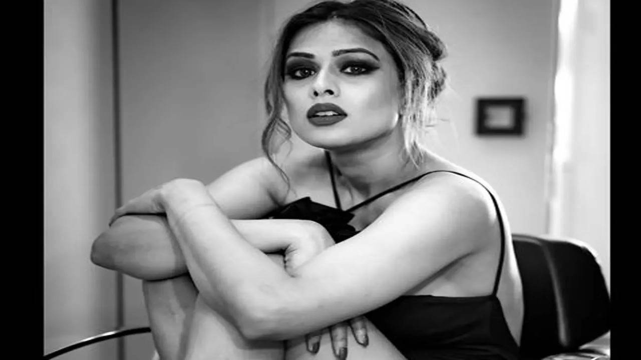 Jhalak Dikhhla Jaa 10: Nia Sharma's sultry bralette looks