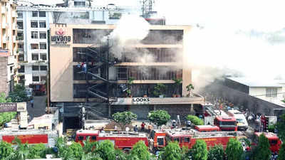 Four killed, 11 injured in devastating Lucknow hotel fire