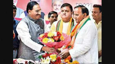 Uttarakhand: 3-time Lok Sabha MP & Congress leader joins BJP