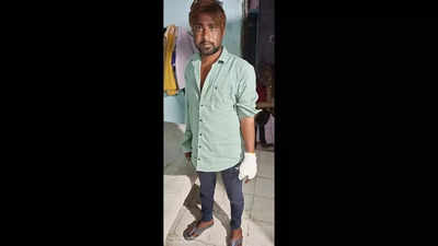 Gujarat: Man addicted to ludo, son attacks his pal with sword