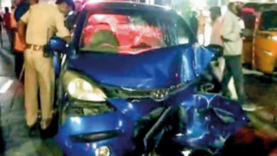 Hyderabad: Businessman collapses on the wheel, dies after car crash