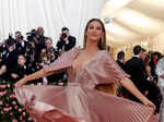 Gisele Bundchen's striking pictures rule social media following her spat with Tom Brady