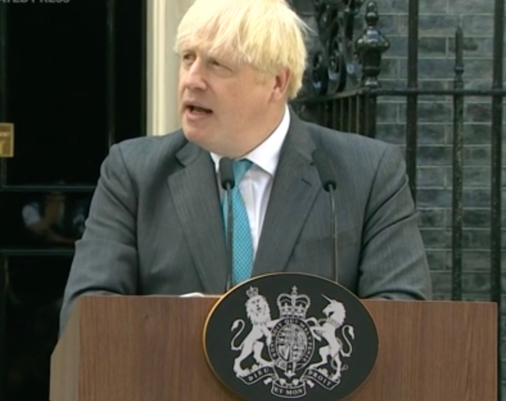 
Johnson gives farewell speech at Downing St
