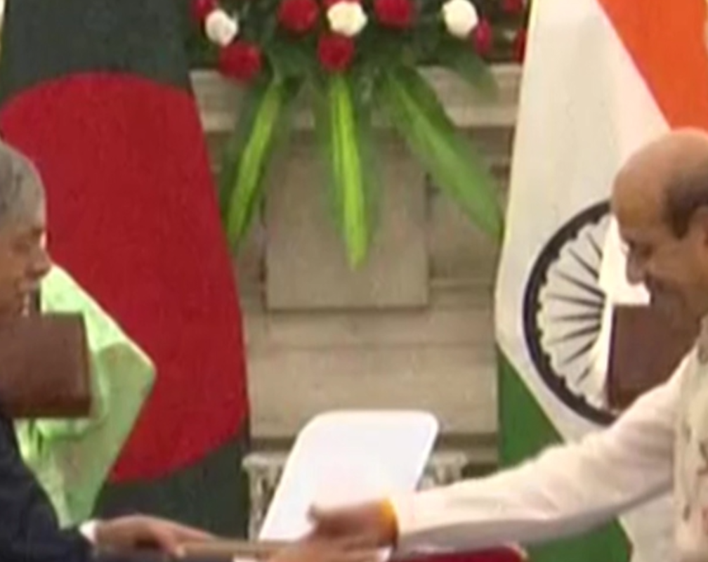 
Delhi: India, Bangladesh exchange MoUs in presence of PM Modi and PM Sheikh Hasina
