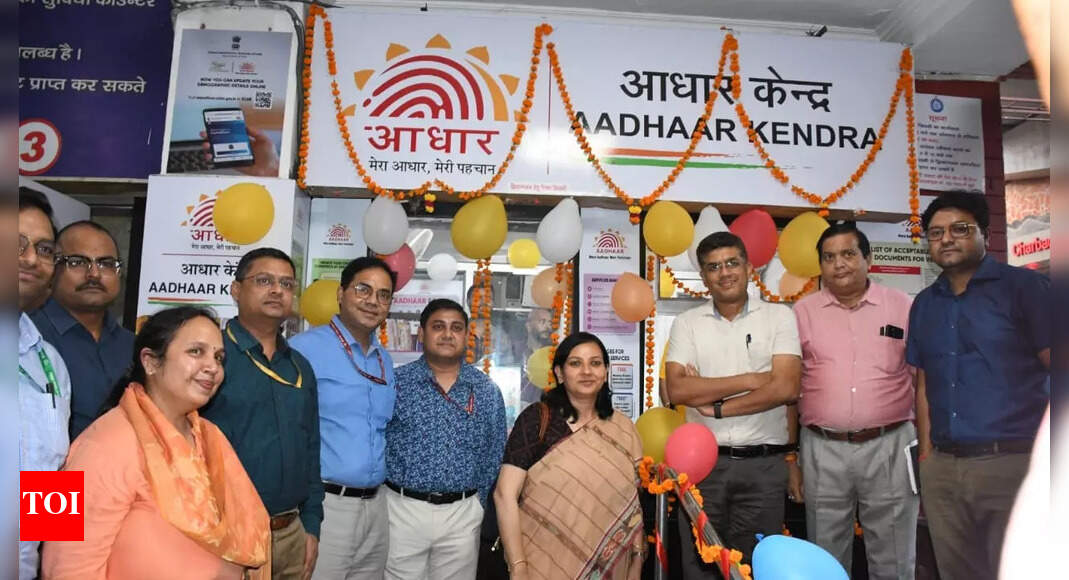UIDAI opens UP's first railway station Aadhar center at Lucknow ...