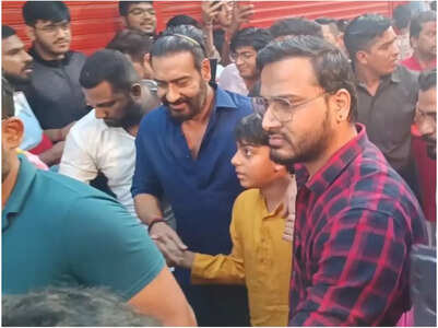 Ajay Devgn visits Lalbaugcha Raja with son