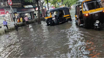 Rain lashes Mumbai, Thane with loud thunder, lightning; IMD issues yellow alert from September 8 to 11