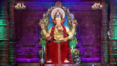 Mumbai: Lalbaugcha Raja nets 3kg gold, 40kg silver and Rs 3.35 crore cash until Tuesday