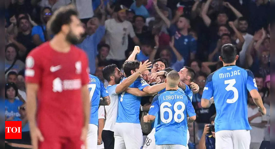 Champions League: Napoli trounce Liverpool; Barcelona, Bayern Munich, Tottenham Hotspur off to winning starts | Football News – Times of India