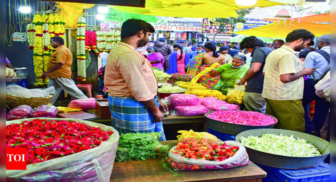 Onam Prices Shoot Up In Flower Market Ahead Of Onam Coimbatore News
