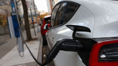 VoltUp to set up 500 EV battery-swapping stations in Mumbai - The Times ...