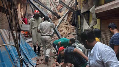 Delhi: 4 injured, 5 feared trapped after 4-storey building collapses in Azad Market