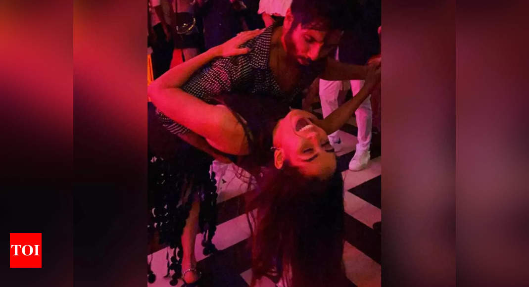 Mira Rajput shares a mushy picture with Shahid Kapoor from her 28th birthday bash, thanks the actor for the ‘best memories’ – Times of India