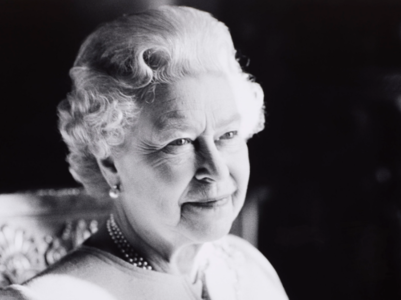 Queen Elizabeth II - An epitome of elegance