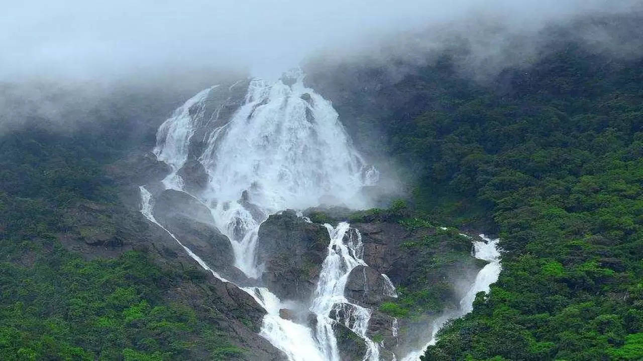 dudhsagar falls