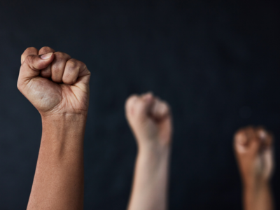 How you clench your fist reveals a lot about your personality