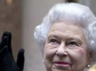 96-year-old Queen Elizabeth had a beauty routine